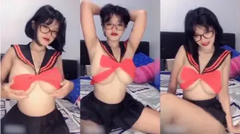 Daun Masih Muda Cantik Nakal Toge Goyang Ebot