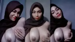 Tiktokers 4_BG Toge Berhijab Cantik Video